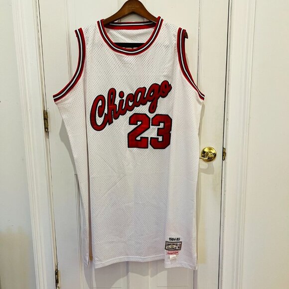 VTG Mitchell & Ness Chicago Bulls Jordan Jersey 1983-84 Hardwood Classics 4XL - Picture 1 of 16